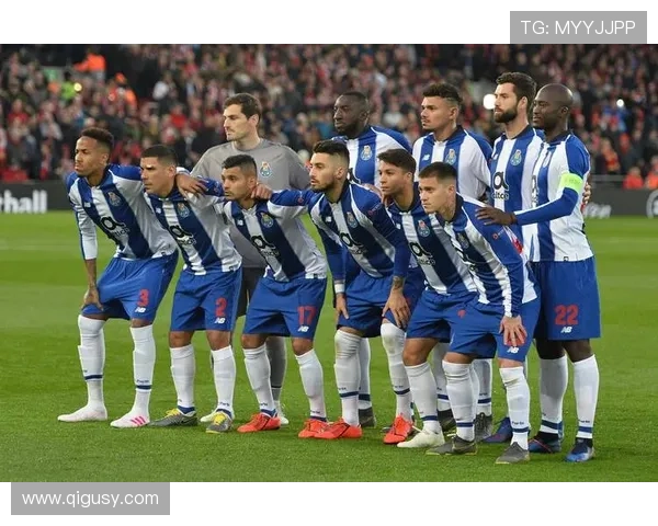 足球季后赛即将开启，豪门对决值得关注的表现与走势分析